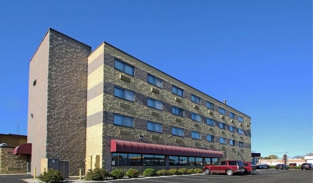 Comfort Inn & Suites Beaver Dam Exterior foto
